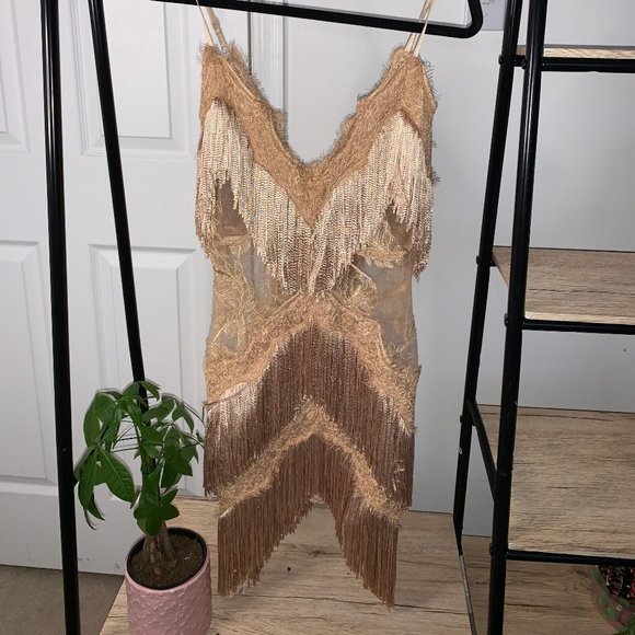 Dress - Picture 1 of 2